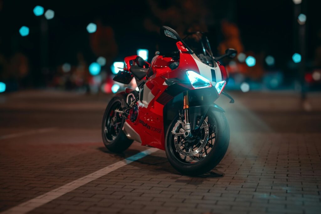 Moto-Tribe-Motorcycle-Gear-Reviews-Lifestyle